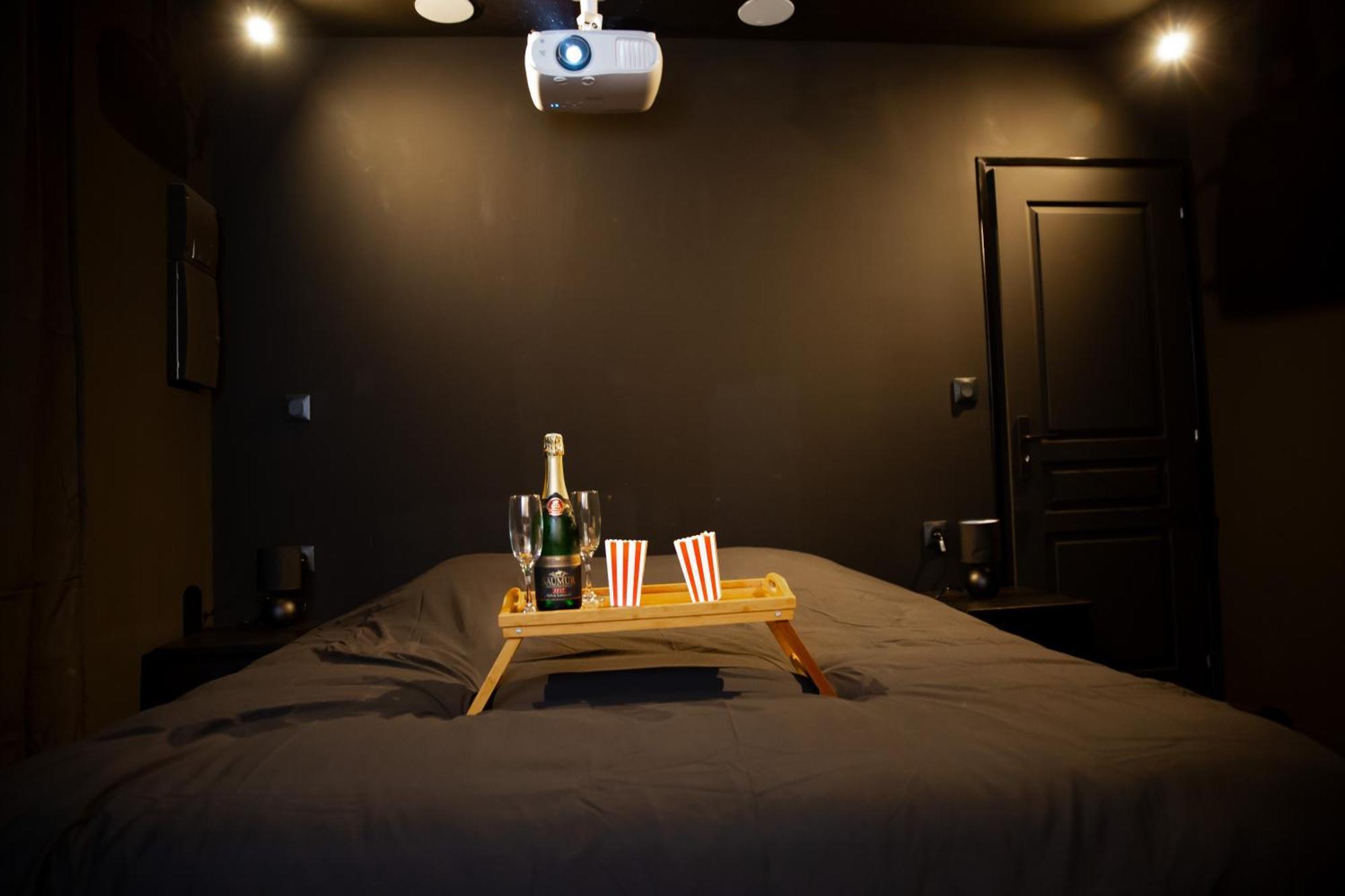 Villa Cinema Prive-Compiegne - Sitivia à Margny-les-Compiegne Extérieur photo
